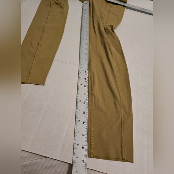 Lululemon Athletica Fast and Free Grape Leaf Tight Size 4 27" inseam - Picture 6 of 8